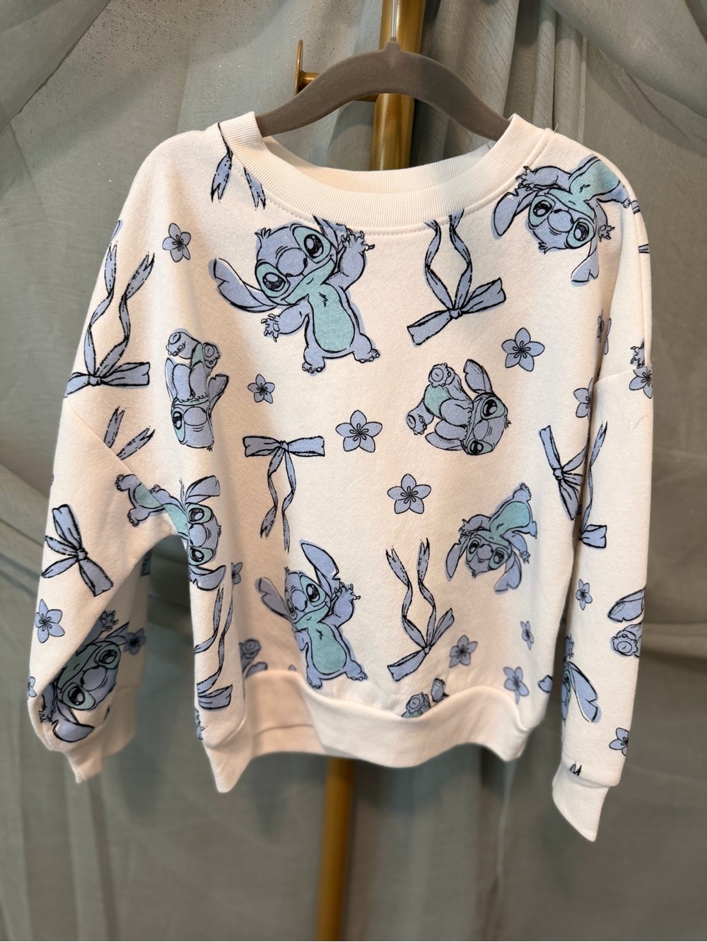 Disney Stitch Printed Pullover in White and Navy NWOT